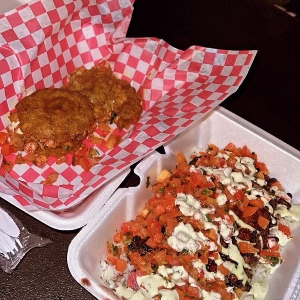 Rib's On Wheels - Baby Back Rib Bowl and Ribwich Mini Sliders. Best tasting thing ever!!!!! - Barbeque Near Me - Miami, Florida Rib's On Wheels - Baby Back Rib Bowl and Ribwich Mini Sliders. Best tasting thing ever!!!!! - Barbeque Near Me - Miami, Florida