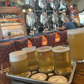 Paso Robles Brewing - Flight of beer - Brewpubs Near Me - Paso Robles, California Paso Robles Brewing - Flight of beer - Brewpubs Near Me - Paso Robles, California