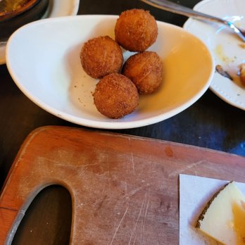 Bodega Spanish Tapas & Lounge - Croquetas de pollo - Tapas Bars Near Me - Washington, DC, District of Columbia Bodega Spanish Tapas & Lounge - Croquetas de pollo - Tapas Bars Near Me - Washington, DC, District of Columbia