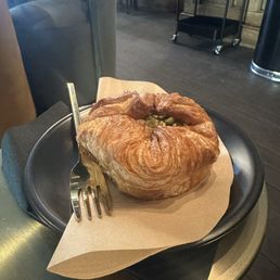 Pistachio pastry