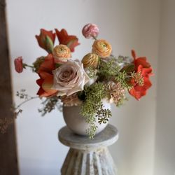 Lilia Flower - LILIA flower boutique arrangement