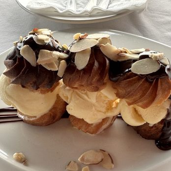 La Terraza Di Roma - Profiteroles - Italian Near Me - Puerto Vallarta, JAL La Terraza Di Roma - Profiteroles - Italian Near Me - Puerto Vallarta, JAL