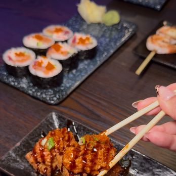 Moxie Lounge & Karaoke - Spicy Tuna Crispy Toast 4 pcs - Karaoke Near Me - Arcadia, California Moxie Lounge & Karaoke - Spicy Tuna Crispy Toast 4 pcs - Karaoke Near Me - Arcadia, California