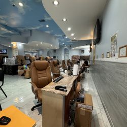 Lee Nails & Spa