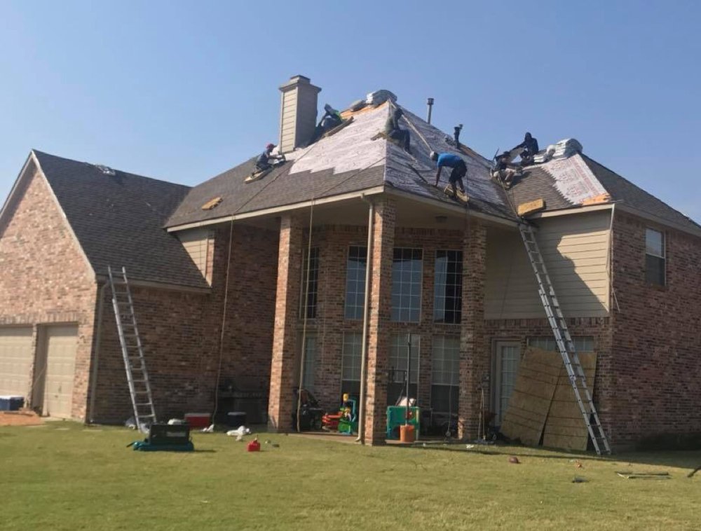 Slide of Elite Roofing