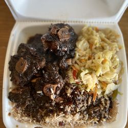 SimLo's Island Cafe - Medium Oxtail , cabbage and Rice & Beans