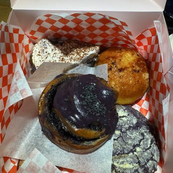 Baking With Ish - Bakeries Near Me - San Gabriel, California