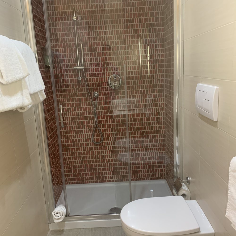 Alma di Alghero Hotel - Room 302 shower. - Resorts Near Me - Alghero, SS