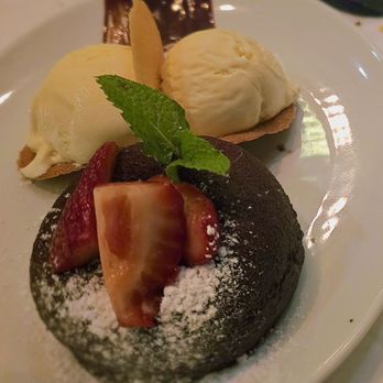 Fleming’s Prime Steakhouse & Wine Bar - Lavacake - Steakhouses Near Me - Pasadena, California