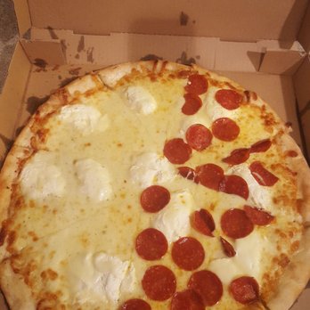 DiMaggios - 16" white with half pepperoni $15.50. Very greasy. - Pizza Near Me - Davidson, North Carolina