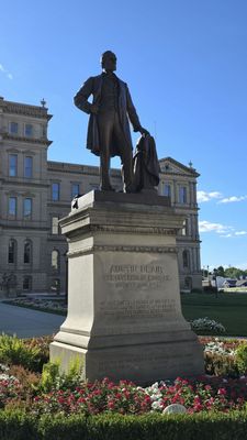 Michigan State Capitol by null
