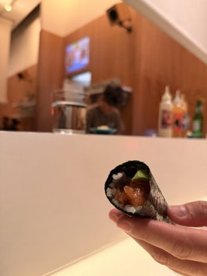 PARI PARI Handroll Bar by null