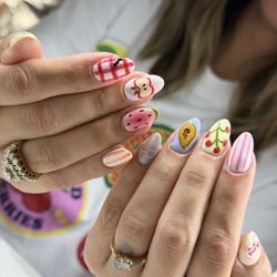 Blooming Nails & Spa