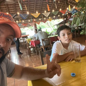 El Gabo - Otra vez - Seafood Near Me - Zihuatanejo, GRO