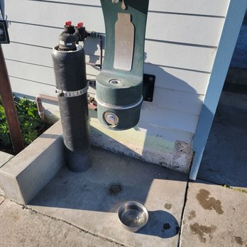 Pillar Point Harbor - Water fountain, bottle station that's also dog friendly. - Rafting/Kayaking Near Me - Half Moon Bay, California
