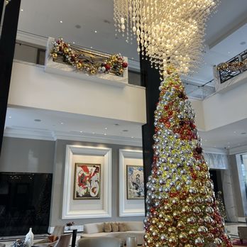 Bloom & Bee - New American Near Me - Houston, Texas
