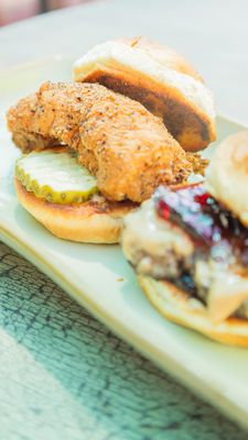 What’s Crackin Cafe by null