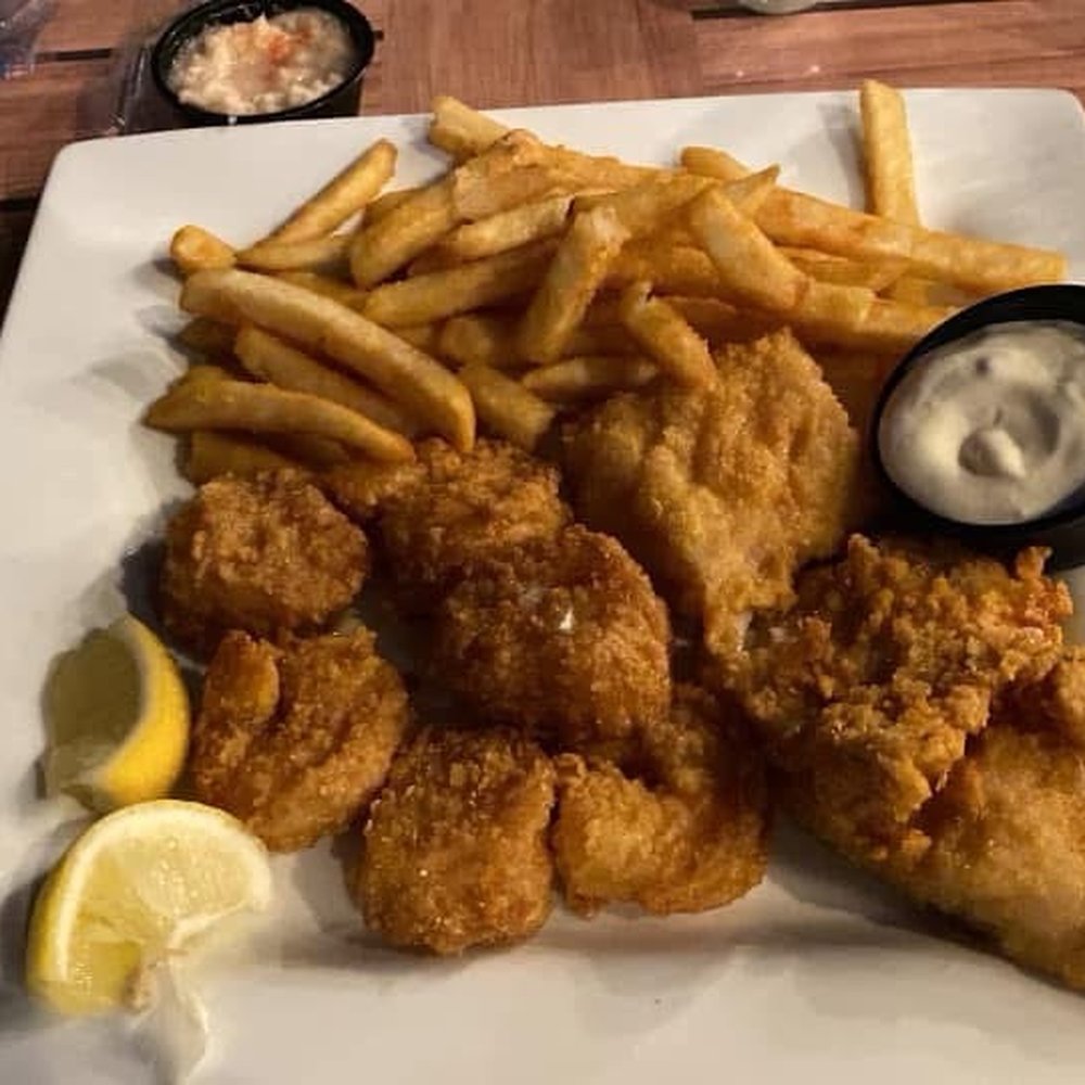 Backwaters on Sand Key - Captain's Platter - Seafood Near Me - Clearwater Beach, Florida