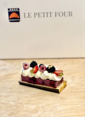 LE PETIT FOUR BAKERY - Updated September 2025 - 47 Photos & 20 Reviews