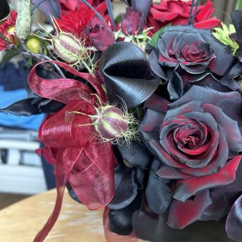 Ace of Vase - Florists Near Me - Burbank, California Ace of Vase - Florists Near Me - Burbank, California
