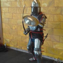 Milwaukee Swordplay - Isa Martell, Razmafzar Instructor