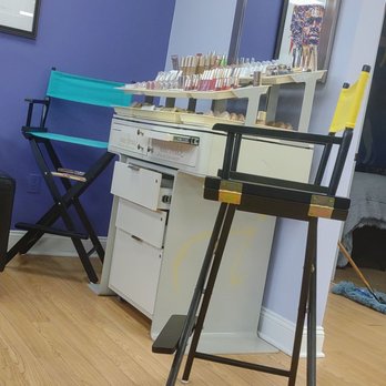 Bodacious Hair and Body - Makeup cart - Massage Near Me - Easton, Pennsylvania Bodacious Hair and Body - Makeup cart - Massage Near Me - Easton, Pennsylvania