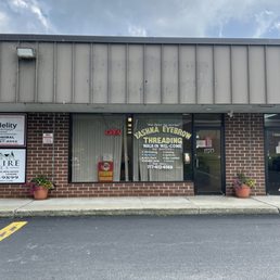 Exterior photo of Yashna Threading and Spa - Harrisburg, Pennsylvania Exterior photo of Yashna Threading and Spa - Harrisburg, Pennsylvania