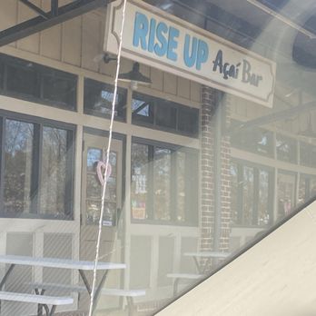 Rise Up Acai Bar - The outside - Acai Bowls Near Me - Hernando, Mississippi
