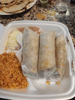 Damenzo's Pizza by null