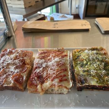Fabulist Pizza - Pizza Near Me - Sacramento, California