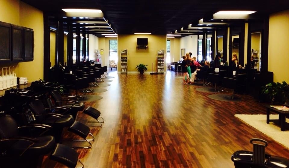 Cheveu Salon Image