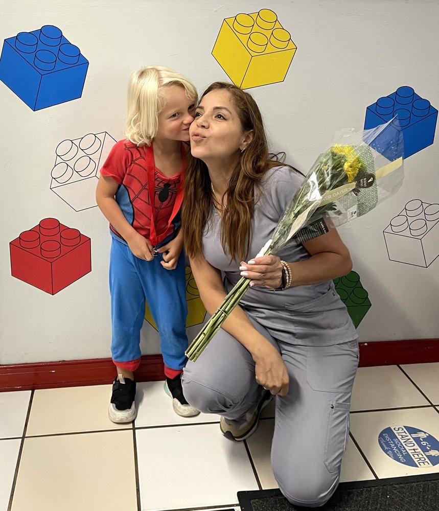 Little Wonders Learning Academy & Preschool - childcare center in Palmetto Bay, FL