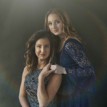 Emily Darr Portrait - Mother and Daughter - Session Photography Near Me - Carlisle, Pennsylvania Emily Darr Portrait - Mother and Daughter - Session Photography Near Me - Carlisle, Pennsylvania