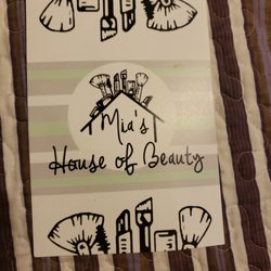 Mia's House of Beauty