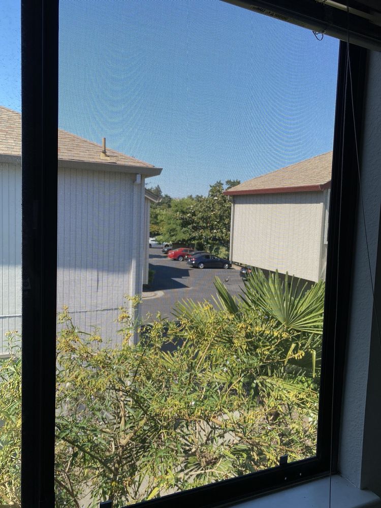 DISCOUNT SCREENS Updated October 2024 1540 Moonveiw Ct, Santa Rosa