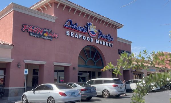 Island Pacific Supermarket and Seafood by null