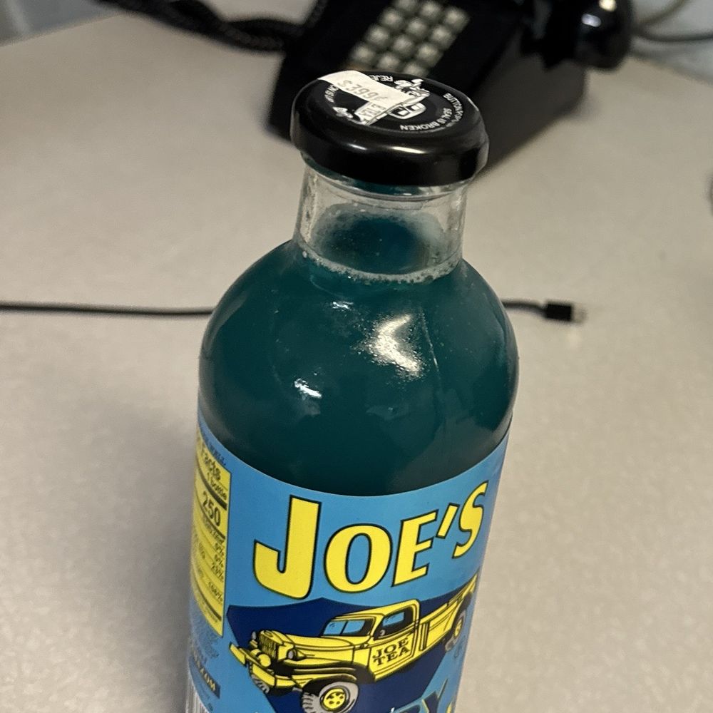 Giovanni's Market - Overpriced beverage 3.99$ - Convenience Stores Near Me - Roxbury, Massachusetts