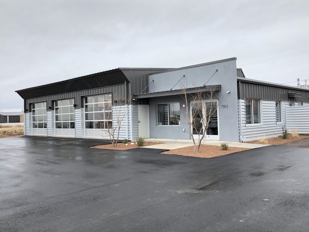 IAN’S GARAGE Updated October 2024 20 Reviews 7501 Gooney Bird Way