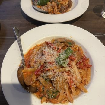 Gaetano's Restaurant - Tagliatelle & Chianti Short Ribs Penne Alla Vodka - Italian Near Me - Torrance, California Gaetano's Restaurant - Tagliatelle & Chianti Short Ribs Penne Alla Vodka - Italian Near Me - Torrance, California