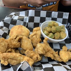 Too-Sha Chicken & Fish House - Chicken thigh tenders and fried okra
