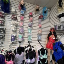 PLUR Aura Boutique