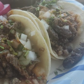 Tacos Y Mariscos Chapala - Tacos de asada - Food Trucks Near Me - Winton, California Tacos Y Mariscos Chapala - Tacos de asada - Food Trucks Near Me - Winton, California