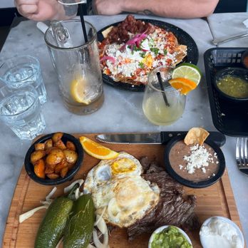 Carne asada and breakfast bowl at the drag brunch  Carne Asada and of course the drinkies