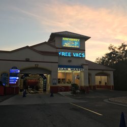 Road Runners Express Car Wash Oil Change 14 Reviews Auto