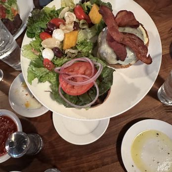 MAX A MIA - Updated August 2025 - 334 Photos & 303 Reviews - 70 E Main