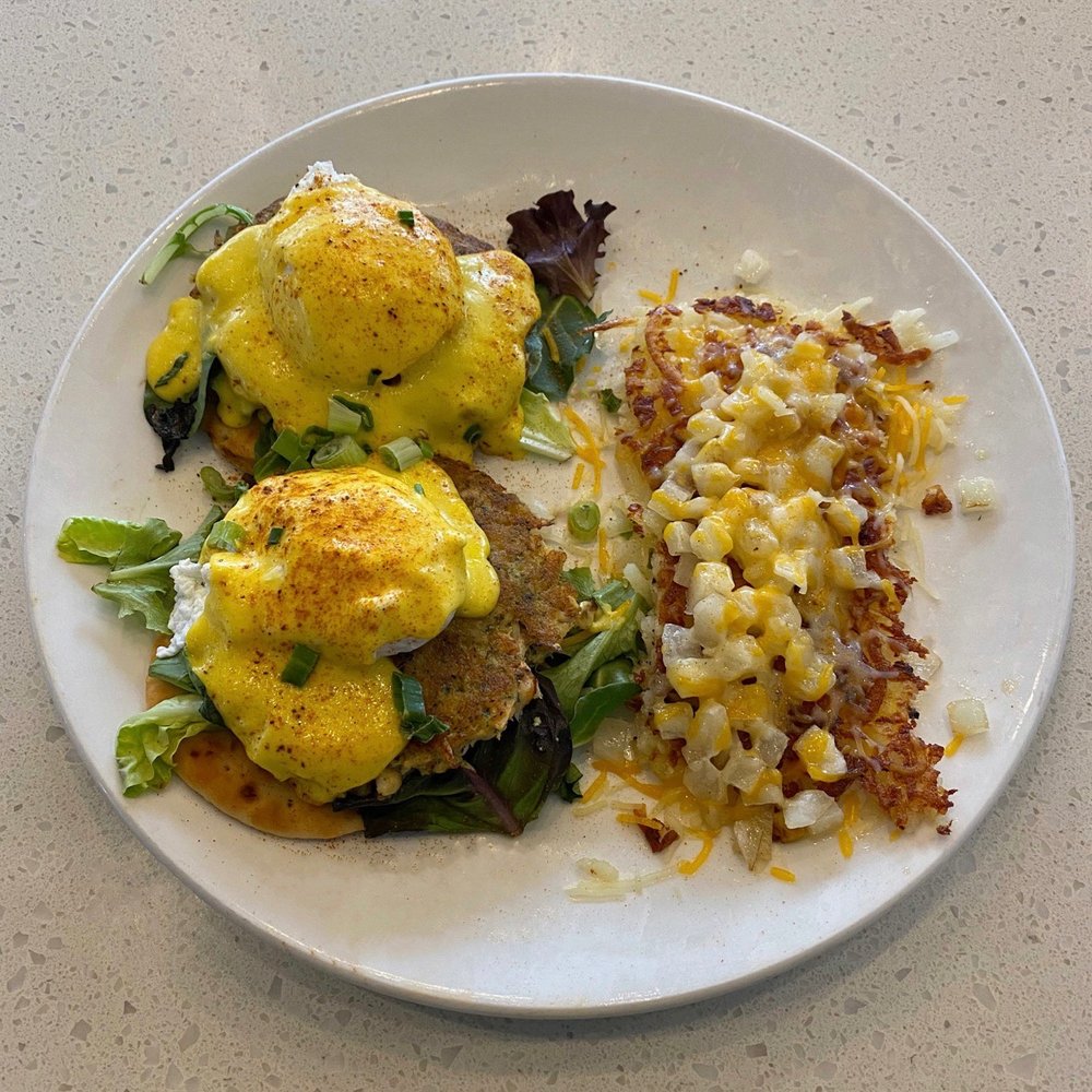 Eggsquisite Cafe - Crab Cake Benedict and Hash Browns - Breakfast & Brunch Near Me - Frisco, Texas