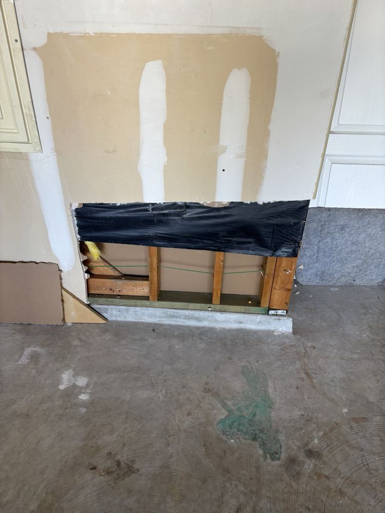 Slide of Roto-Rooter Plumbing & Water Cleanup