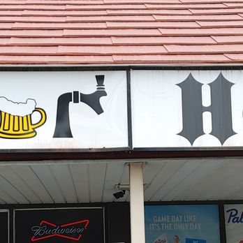 The Pour House - the front of the restaurant - Sports Bars Near Me - Jacksonville, Florida The Pour House - the front of the restaurant - Sports Bars Near Me - Jacksonville, Florida