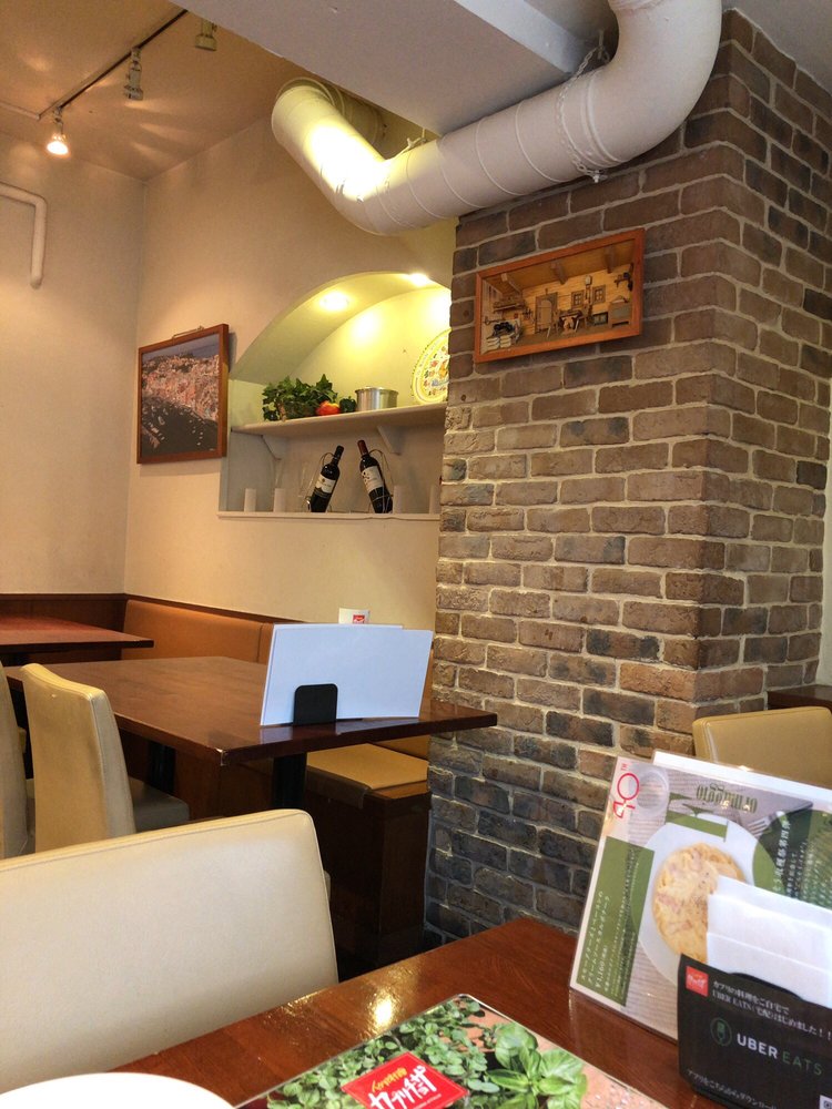 Capricciosa Yokohama Motomachi