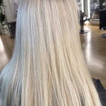 Illumi Salon - After, perfectly complimenting my emerging greys! - Hair Salons Near Me - Mountain View, California Illumi Salon - After, perfectly complimenting my emerging greys! - Hair Salons Near Me - Mountain View, California